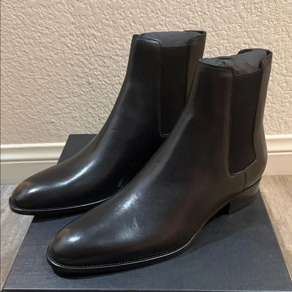 Saint Laurent Black Leather Chelsea Boots 43 - Picture 1 of 4